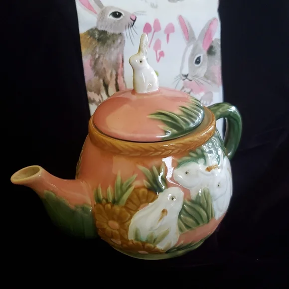 Vintage Teapot - Picture 3 of 12